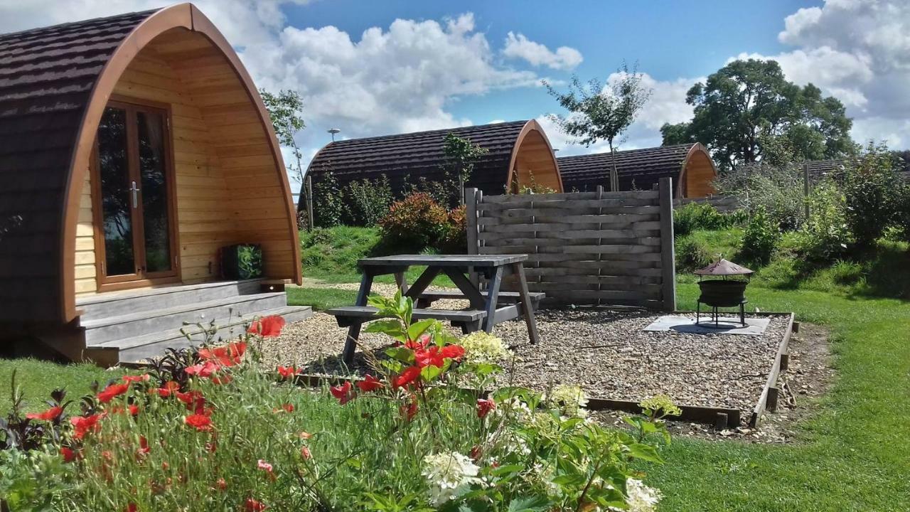 Lupin Glamping Pod Hotell Cheltenham Eksteriør bilde